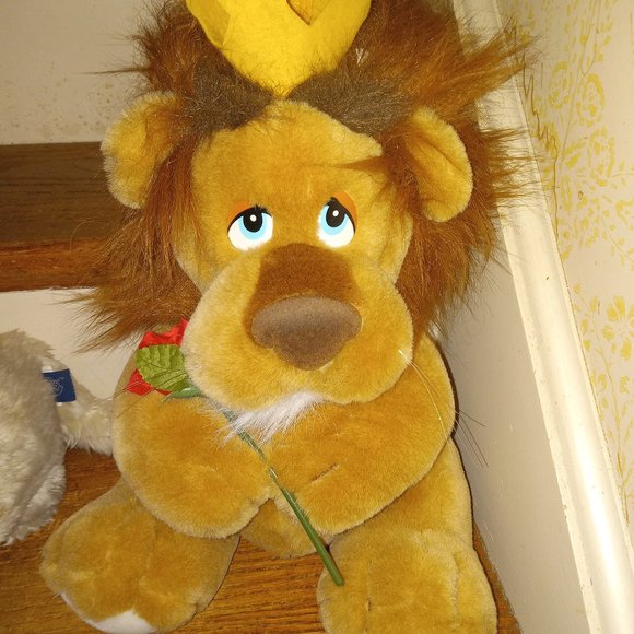 Applause Toys Vintage Applause Large Realistic Lion Wearing Crown